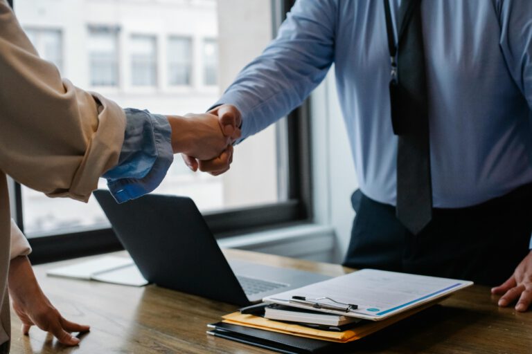 Securing contractual clauses for EUA costs settlement